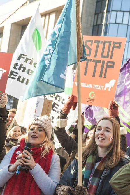 ttip_friends_of_the_earth_europe_lode_saidane10.jpg