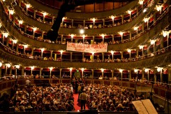 455454_teatro_valle_occupato_roma.jpg