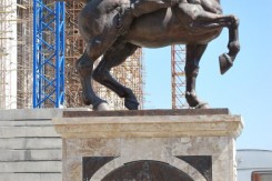 spomenik_na_karpos_vo_skopje.jpg