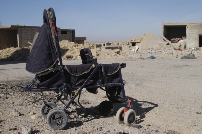 Gradić Maheen nekoliko je puta prelazio iz Isilovih u ruke Sirijske vojske i obrnuto.