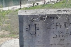 srbi_na_cekanju_melita_vrsaljko.jpg