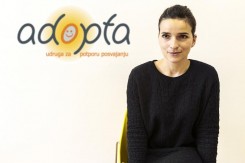 adopta.jpg