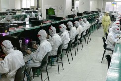 electronics_factory_in_shenzhen_r.jpg